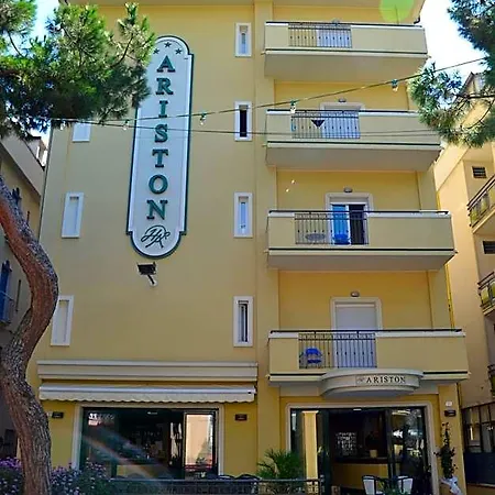 Hotel Ariston 3*