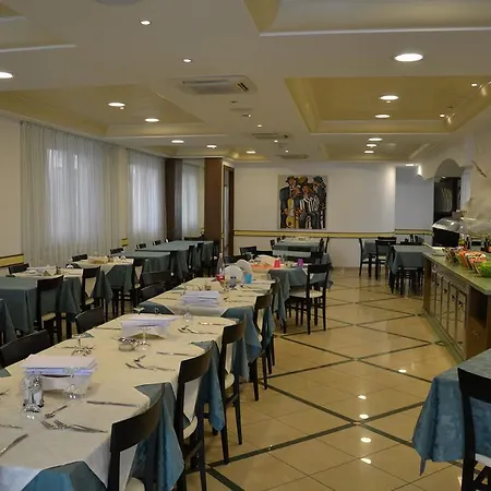 Ariston Hotel