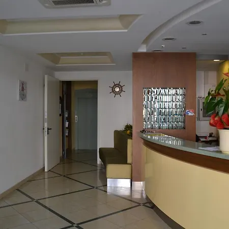 Hotel Ariston 3*